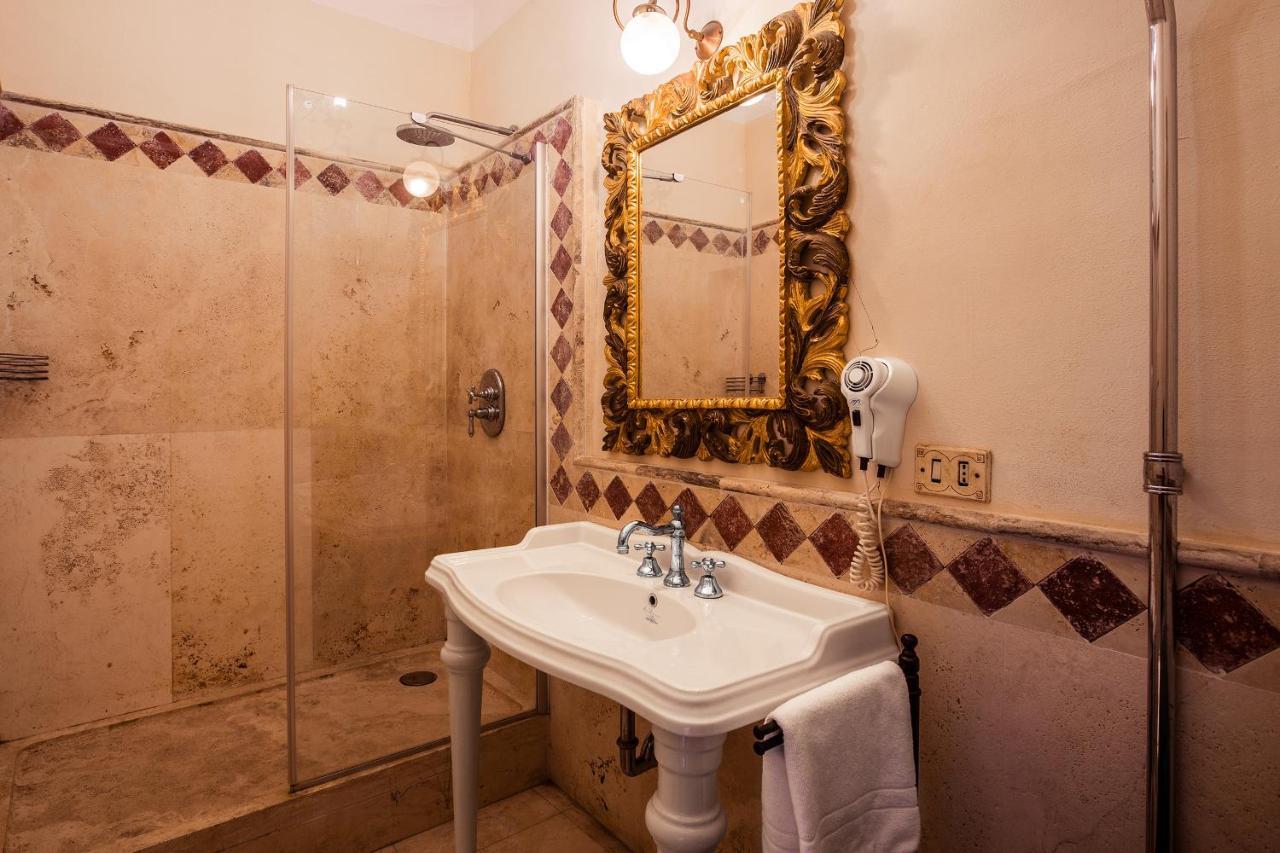 Palazzo Barbini Dimora Storica Apart otel Castiglione del Lago Dış mekan fotoğraf